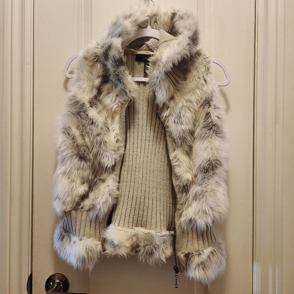 🎈2/$50 Jessica Simpson CHERISH Faux Fur Vest - Picture 8 of 13